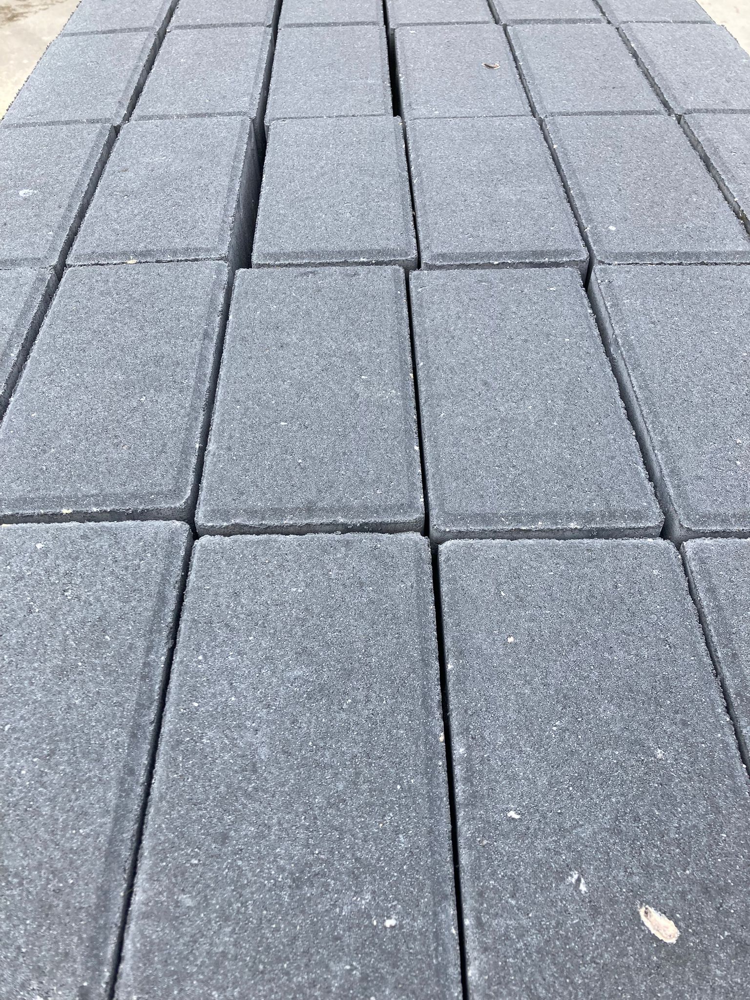 BKK / Betonklinkers zwart nieuw (P86)