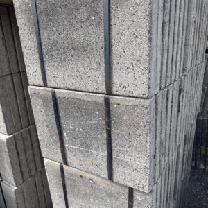 Betontegels 40x60x6cm gebruikt (RW99)